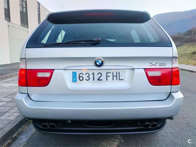 BMW X5 4.4i 5p.
