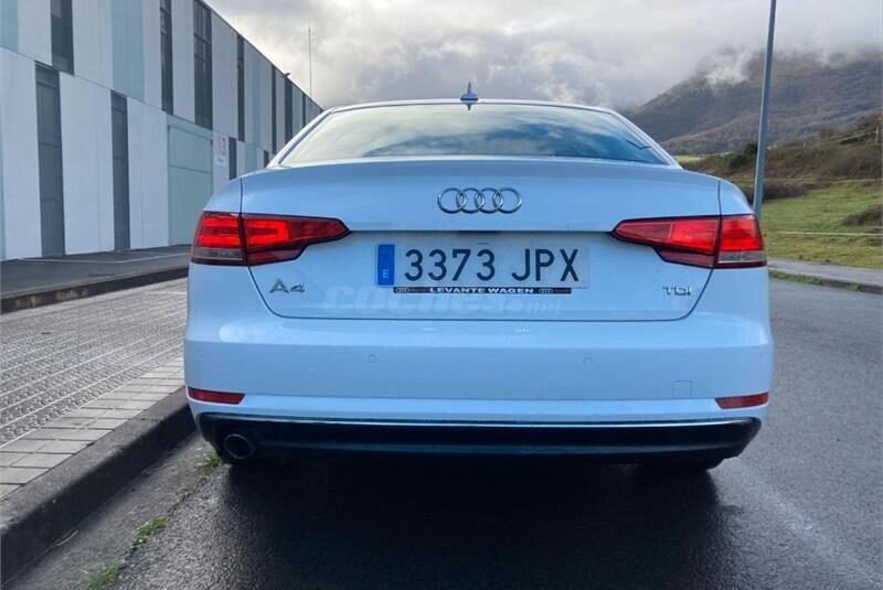 Audi A4 2.0 TDI 110kW150CV Advanced edition 4p.