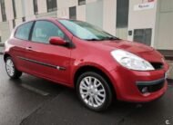 Renault Clio Authentique 1.2 16v 3p.