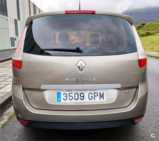 Renault Grand Scenic Dynamique 1.9dCi 130cv 7 plazas 5p.
