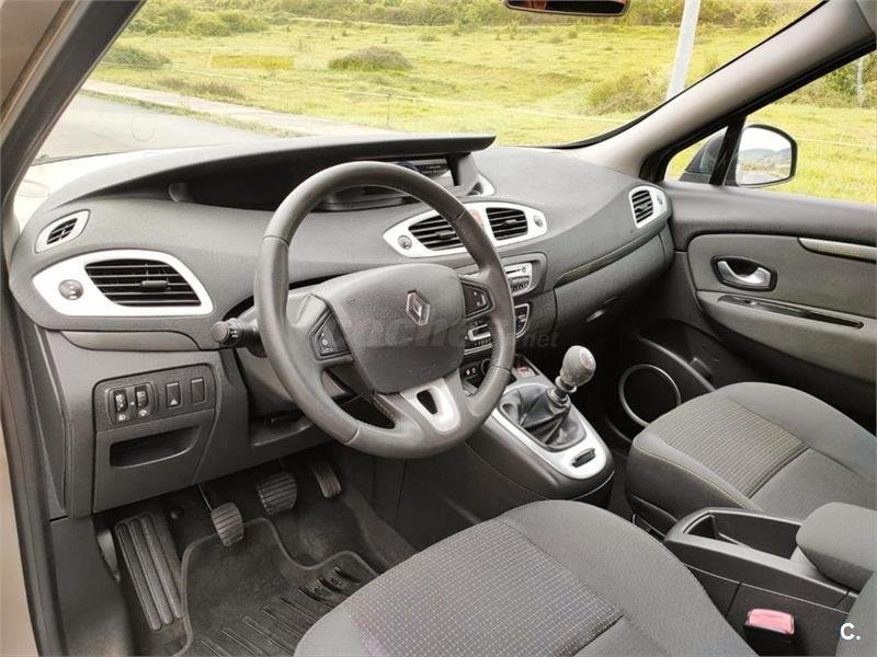 Renault Grand Scenic Dynamique 1.9dCi 130cv 7 plazas 5p.