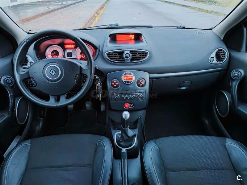 Renault Clio Authentique 1.2 16v 3p.