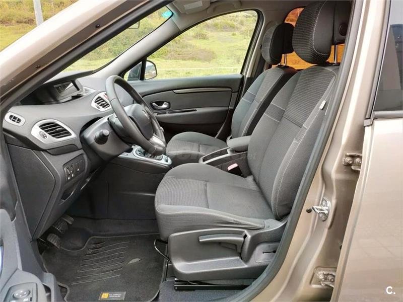 Renault Grand Scenic Dynamique 1.9dCi 130cv 7 plazas 5p.
