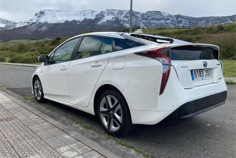 Toyota Prius Advance 5p.