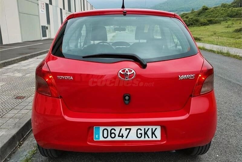 Toyota Yaris 1.3 VVTI Active 3p.