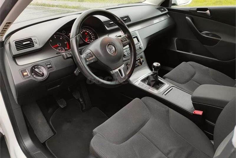 Volkswagen Passat 2.0 TDI 110cv DPF Edition Plus 4p.