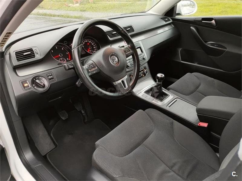 Volkswagen Passat 2.0 TDI 110cv DPF Edition Plus 4p.