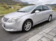 Toyota Avensis 2.0 D4D Advance Cross Sport 5p.