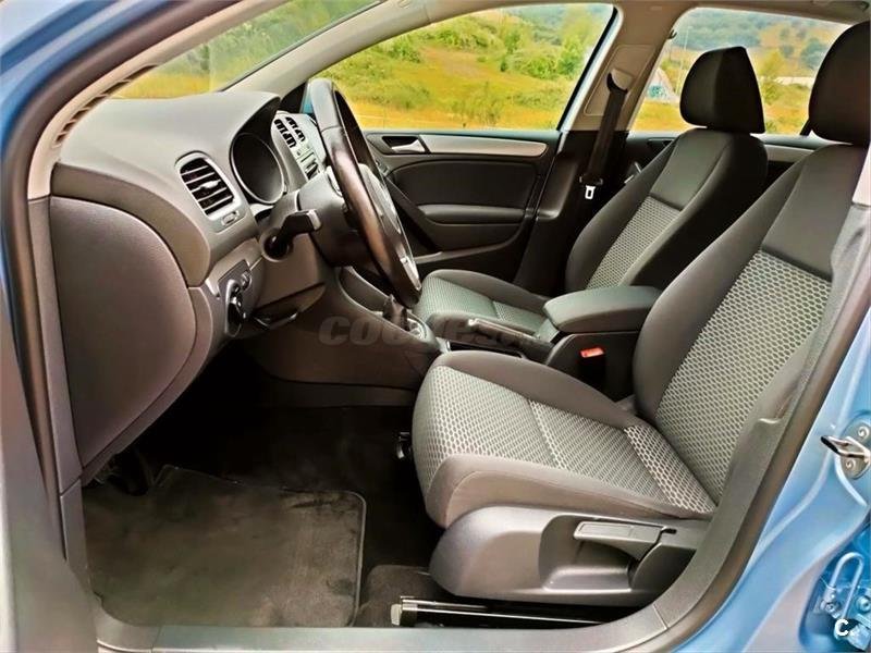 Volkswagen Golf VI 1.6 102cv Advance 5p.