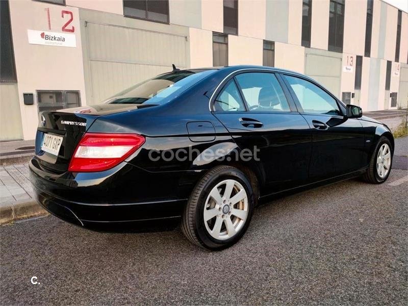 Mercedes Benz Clase C 180 CGI Blue Efficiency