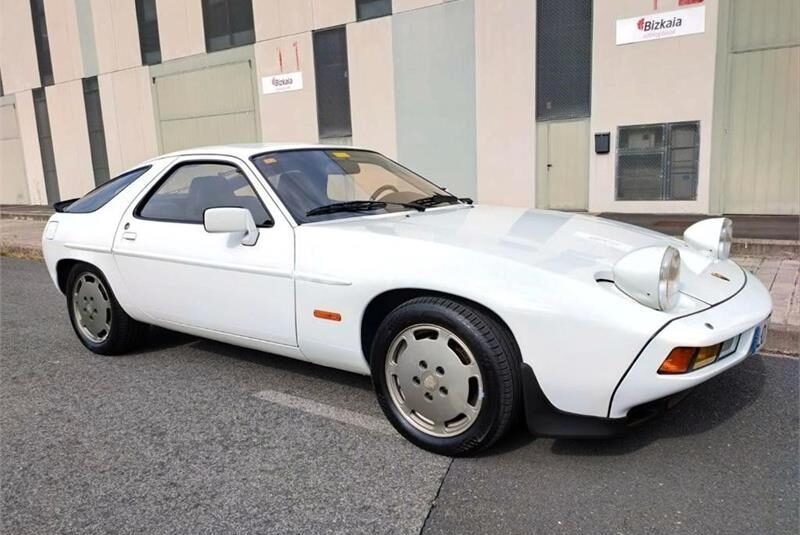 PORSCHE 928 4.7 S