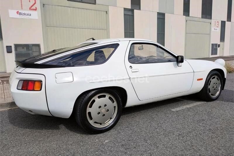 PORSCHE 928 4.7 S