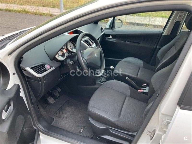 Peugeot 207 SW ACTIVE 1.6 HDI 92 FAP