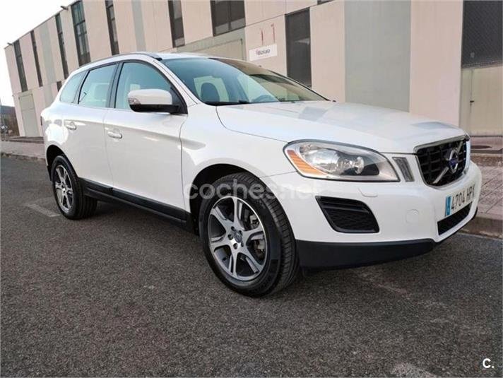 Volvo XC60 2.4 D5 AWD Momentum