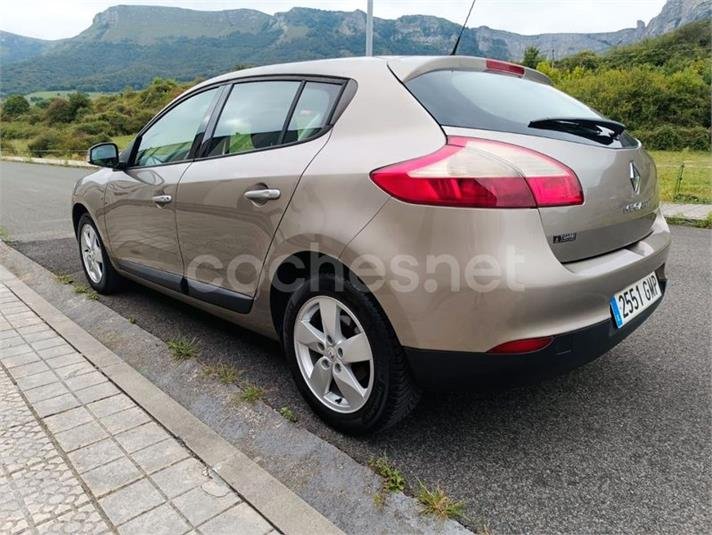 Renault Megane Dynamique 1.5dCi 105cv eco2 5p.