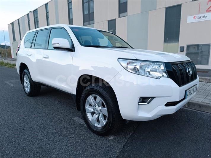 Toyota Land Cruiser 2.8 D4D GX 5p.