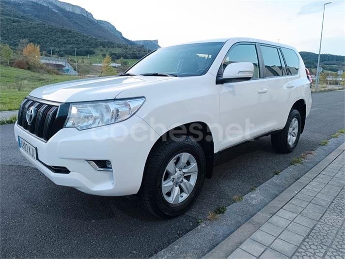 Toyota Land Cruiser 2.8 D4D GX 5p.