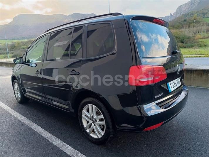 Volkswagen Touran 1.6 TDI 105cv DSG Advance 5p.