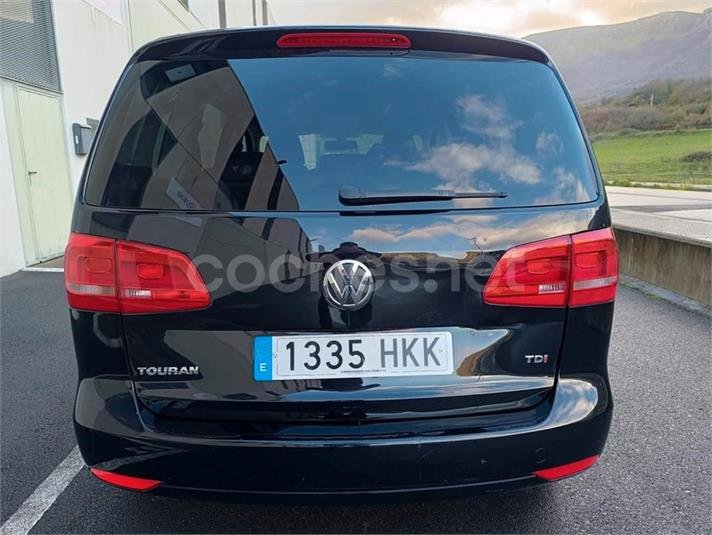 Volkswagen Touran 1.6 TDI 105cv DSG Advance 5p.