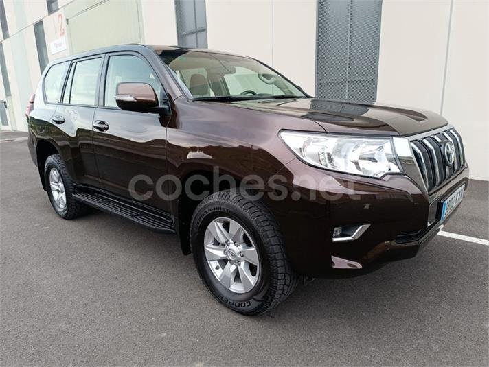 Toyota Land Cruiser 2.8 D4D VX AUTO 5p.