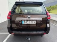 Toyota Land Cruiser 2.8 D4D VX AUTO 5p.