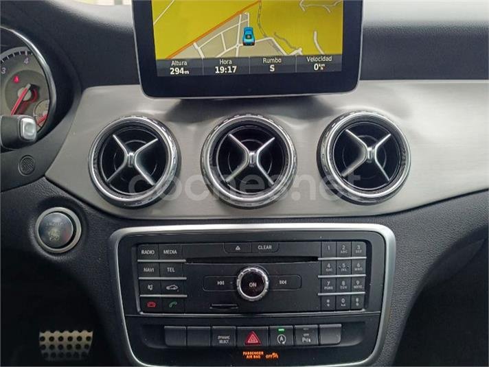 Mercedes Benz Clase GLA 220 d AMG Line 5p.