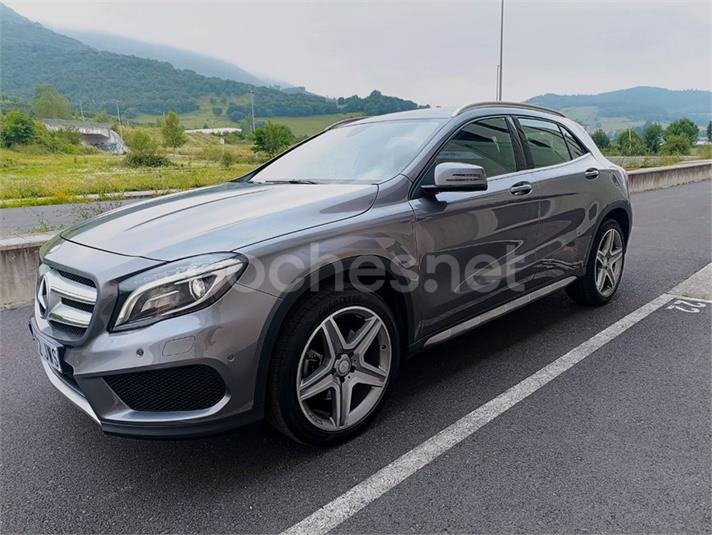 Mercedes Benz Clase GLA 220 d AMG Line 5p.