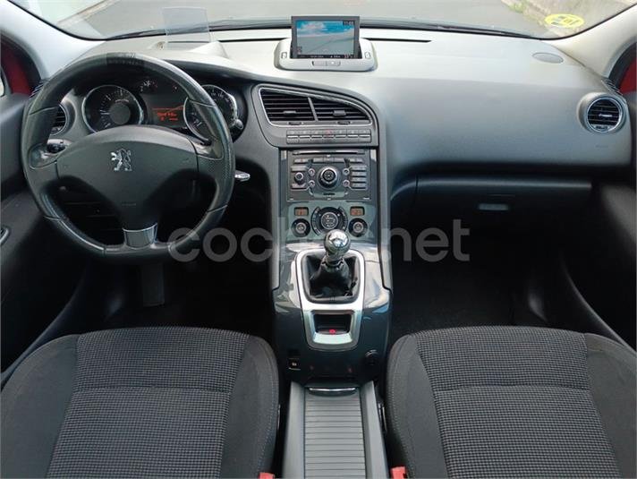 Peugeot 5008 Premium 2.0 HDI 150 FAP 5p.