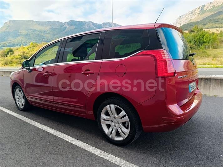 Peugeot 5008 Premium 2.0 HDI 150 FAP 5p.