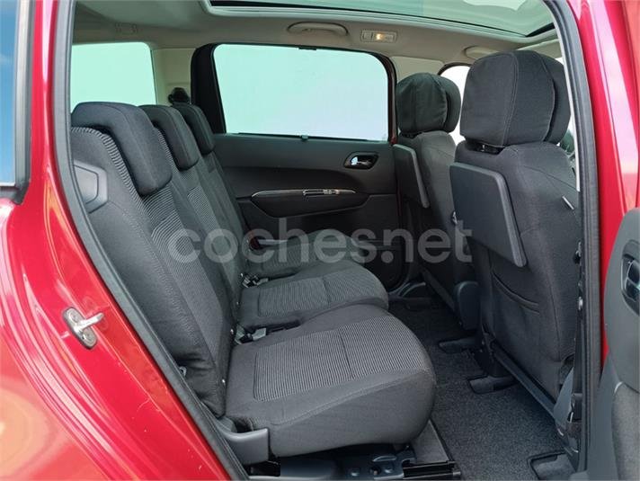 Peugeot 5008 Premium 2.0 HDI 150 FAP 5p.