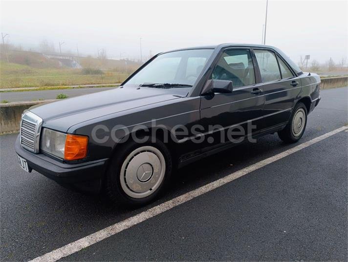 Mercedes Benz 190 E 2.3