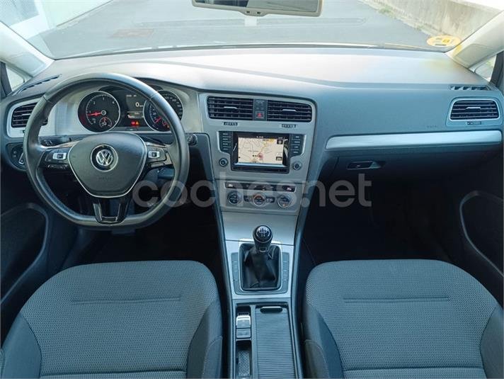 VOLKSWAGEN Golf Advance 1.6 TDI BMT