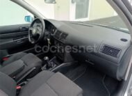 Volkswagen Golf 1.6 Conceptline