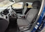 Volkswagen Touran Advance 2.0 TDI