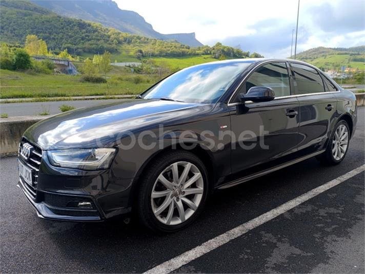 Audi A4 2.0 TDI S line edition