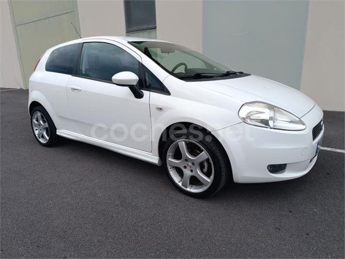 FIAT Grande Punto 1.4 16v Dynamic