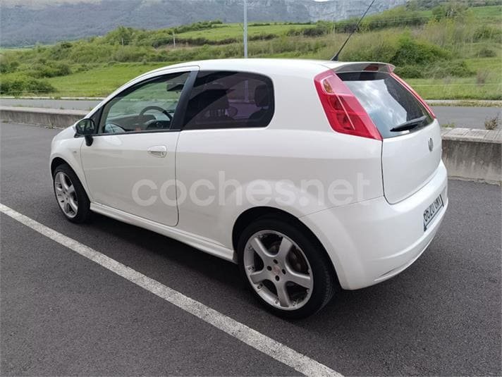FIAT Grande Punto 1.4 16v Dynamic