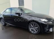 LEXUS IS 300h Hybrid