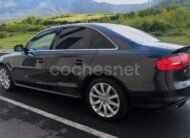 Audi A4 2.0 TDI S line edition