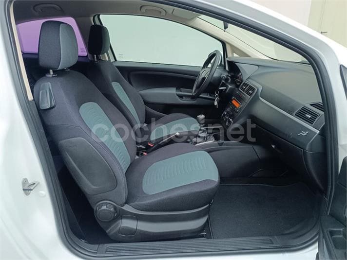 FIAT Grande Punto 1.4 16v Dynamic