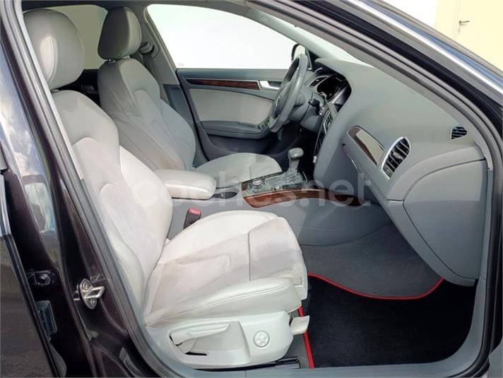 Audi A4 2.0 TDI S line edition