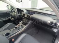 LEXUS IS 300h Hybrid