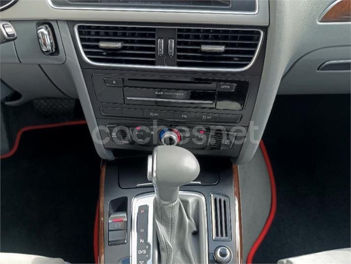 Audi A4 2.0 TDI S line edition