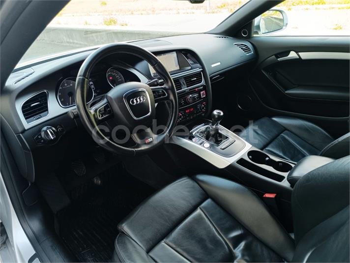 AUDI S5 4.2 FSI quattro tiptronic
