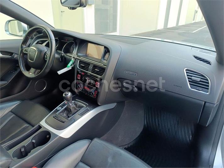 AUDI S5 4.2 FSI quattro tiptronic