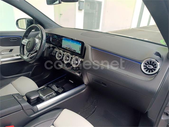 MERCEDES-BENZ GLA 200 D