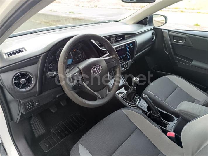 Toyota Auris 90D Active