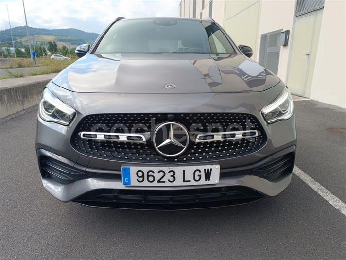 MERCEDES-BENZ GLA 200 D