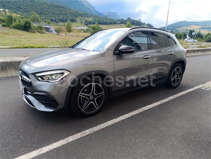 MERCEDES-BENZ GLA 200 D