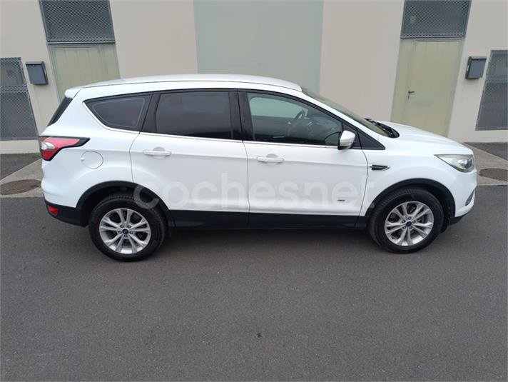 FORD Kuga 2.0 TDCi 4×4 Trend
